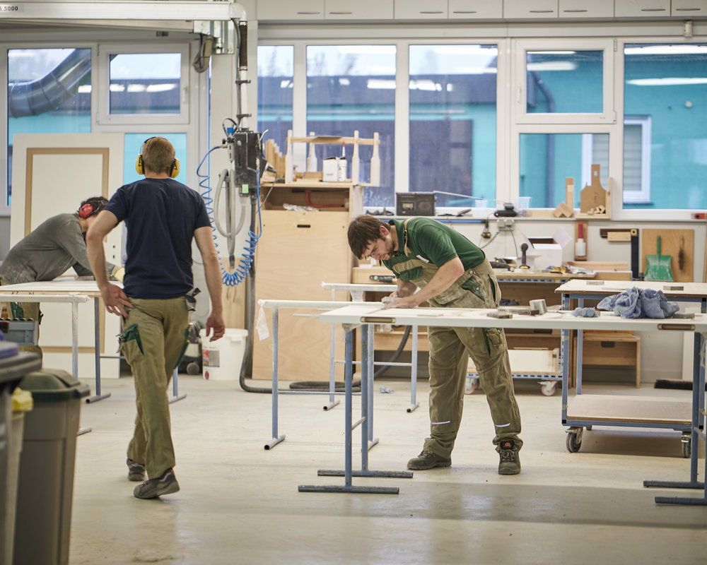 Mitarbeiter während der Arbeit