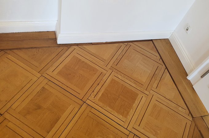 Parkett welches aufgearbeitet wurde