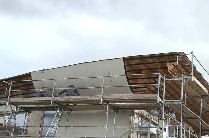 Gebogener Dachüberstand